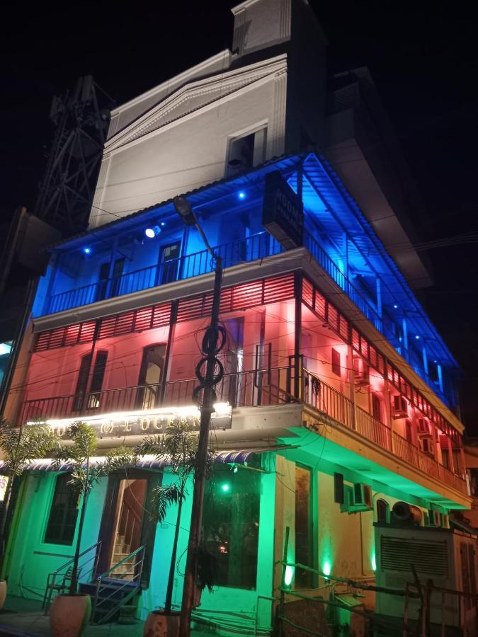 Hotel L'Ocean Puducherry Buitenkant foto