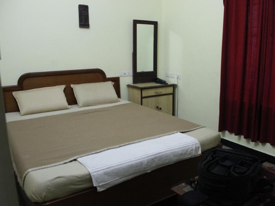 Hotel L'Ocean Puducherry Buitenkant foto