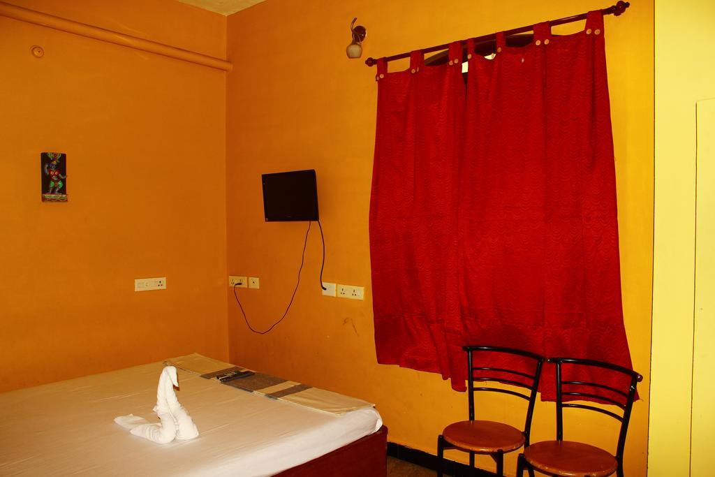 Hotel L'Ocean Puducherry Buitenkant foto